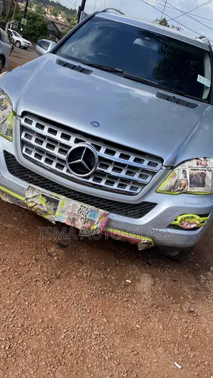 Mercedes Benz Windscreen