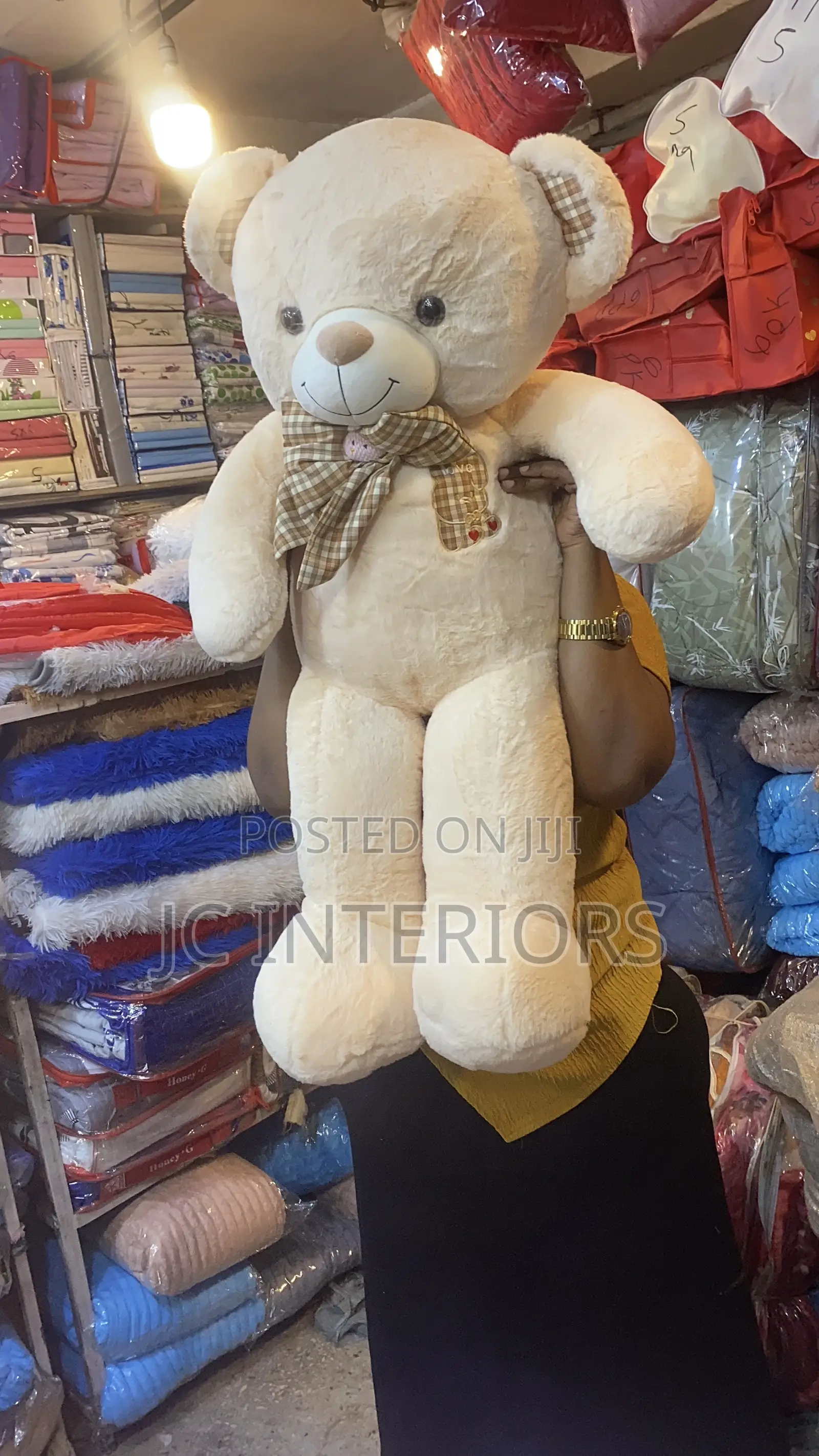 1 Metre Teddy Bear - Cream