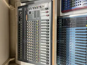 Live Mixer 16 Channels