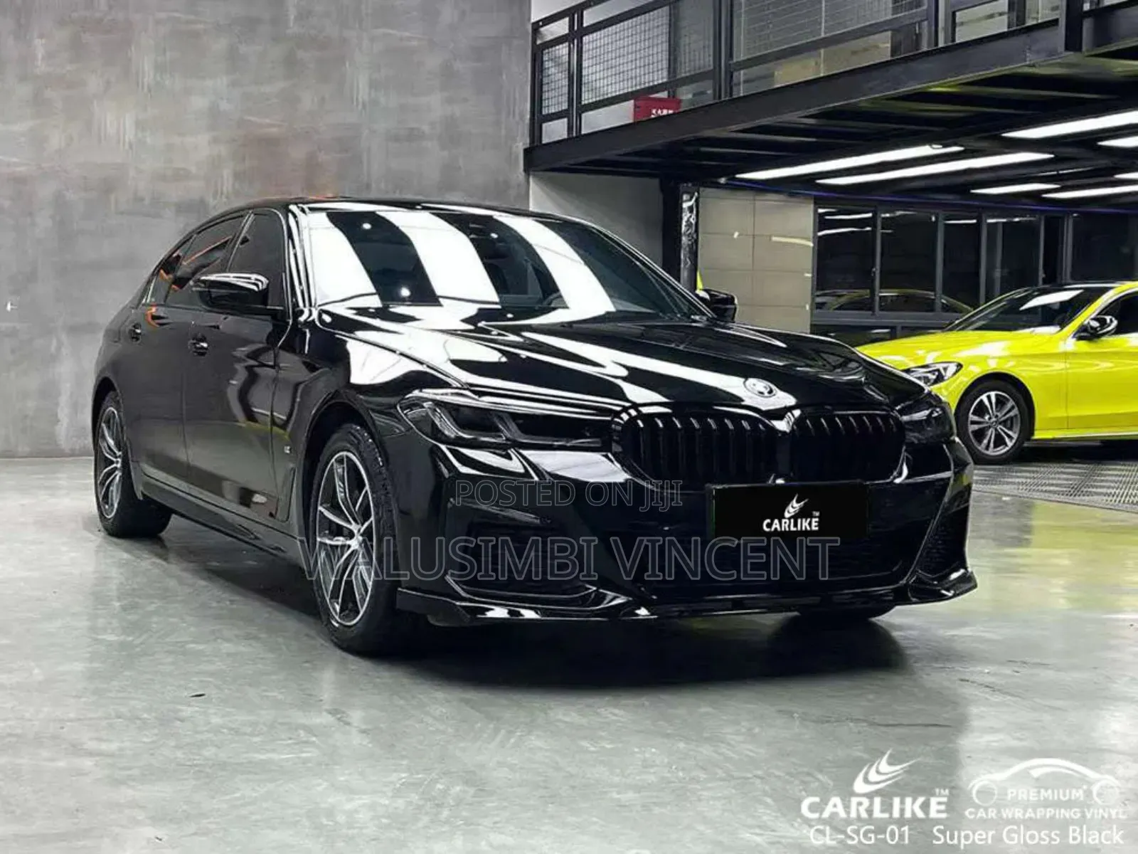 Glossy Black Car Wrapping