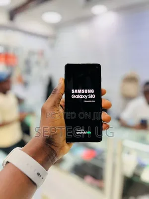 New Samsung Galaxy S10 128 GB Black