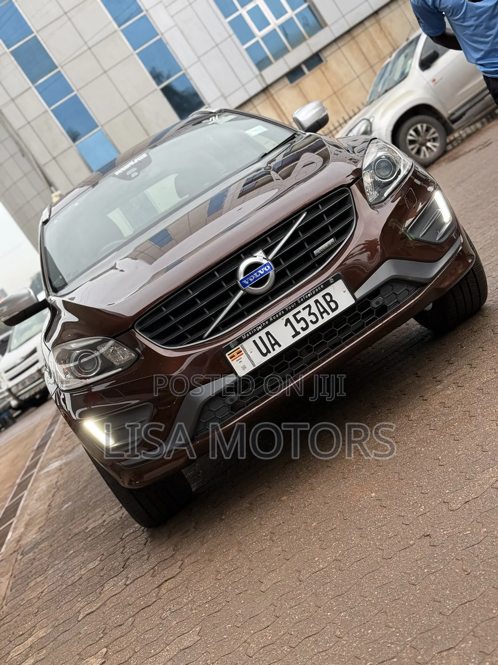 Volvo XC60 T6 R-Design AWD 2015 Brown