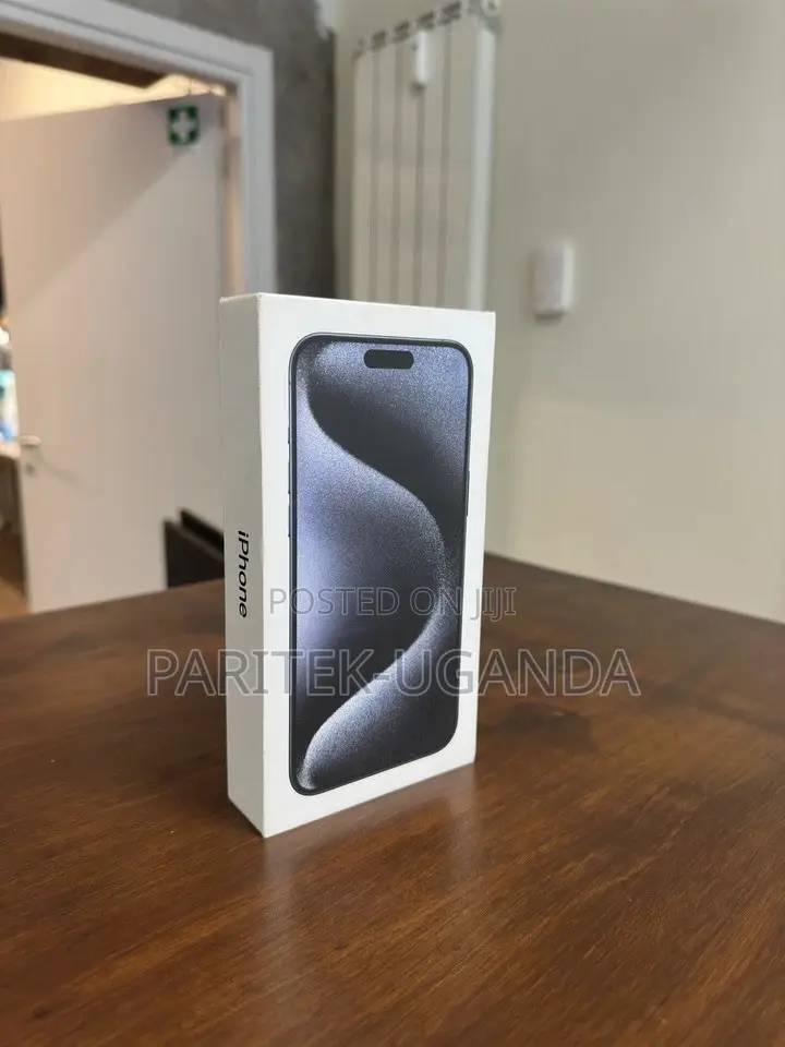 New Apple iPhone 15 Pro Max 1 TB Black