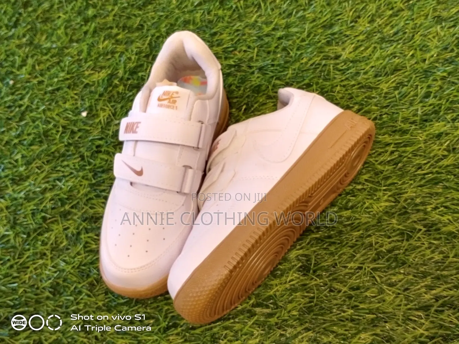 Brown Sole White