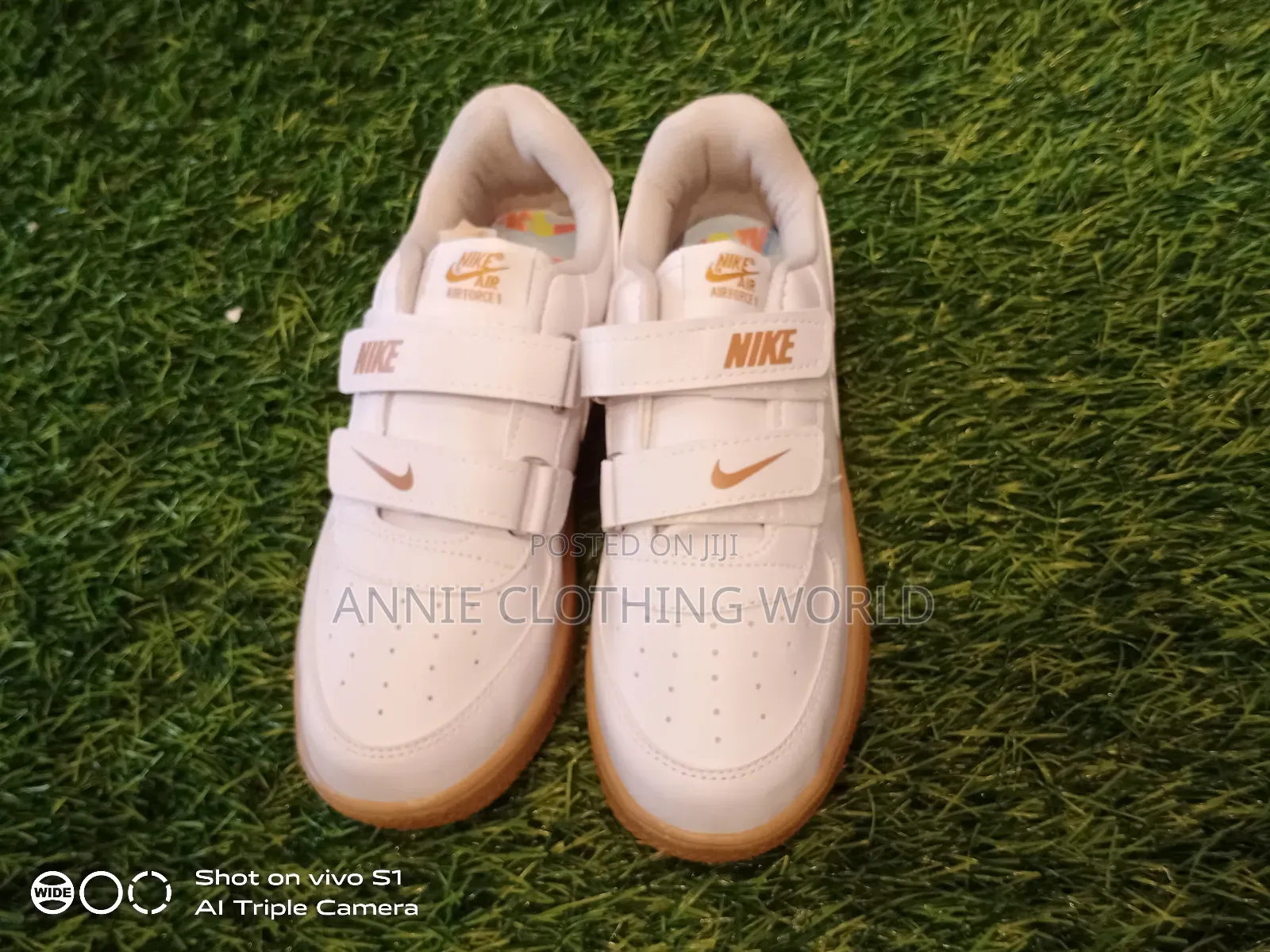Brown Sole White