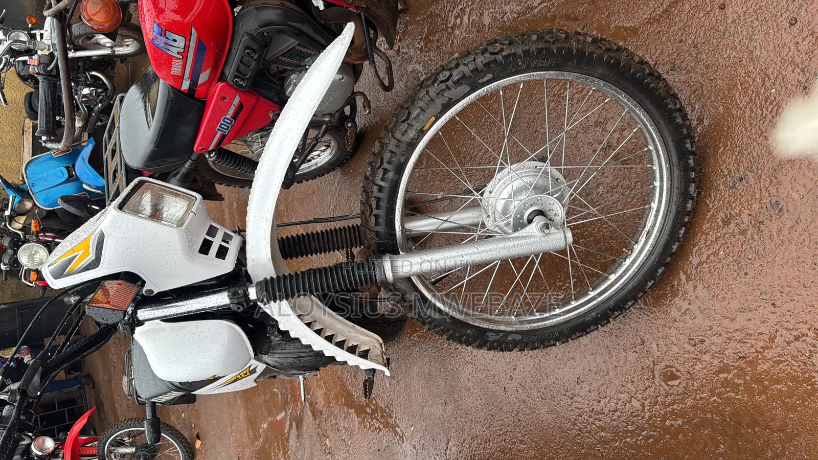 Yamaha 2005 White