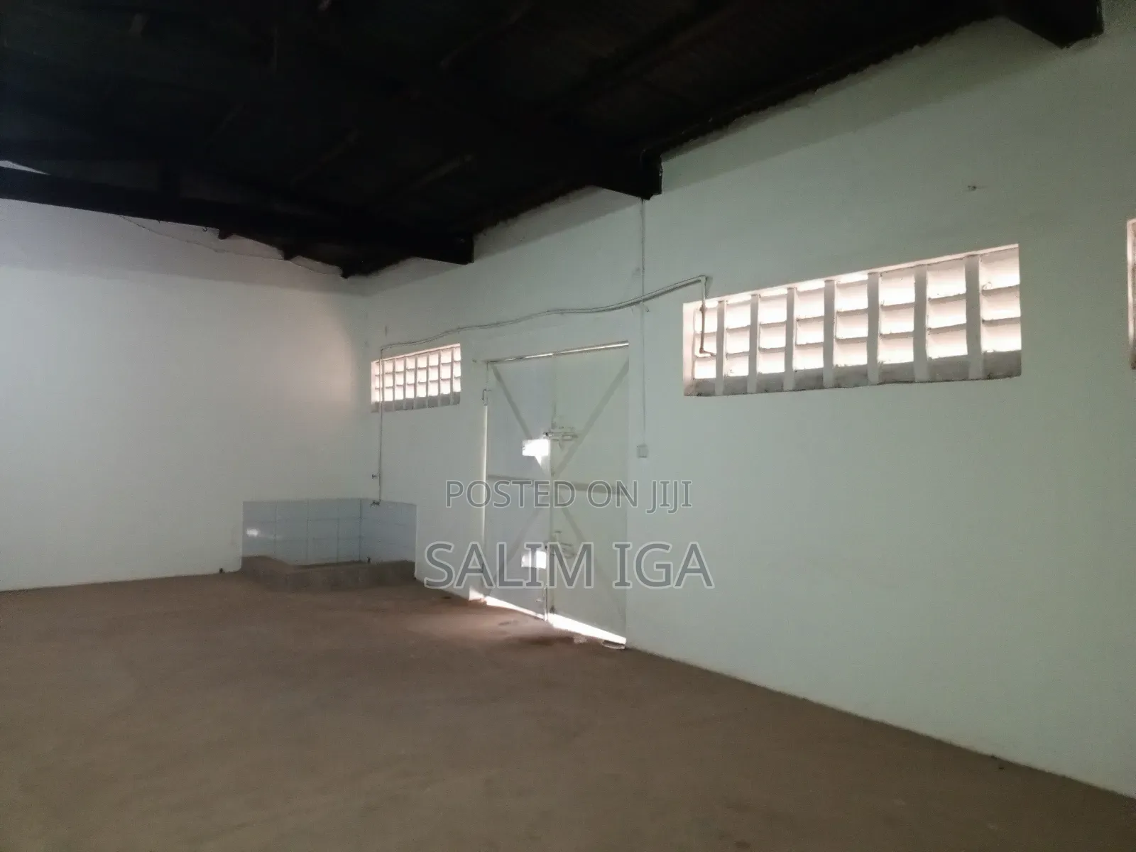 Warehouse on Rent