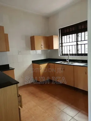 3bdrm Chalet in Kololo Property, Central Division for rent
