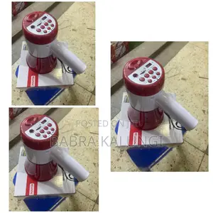 Handheld Megaphone Voice Amplifier