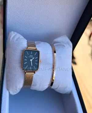 Rose Gold Women's Daniel Wellington Wrist Gift Box Watch
