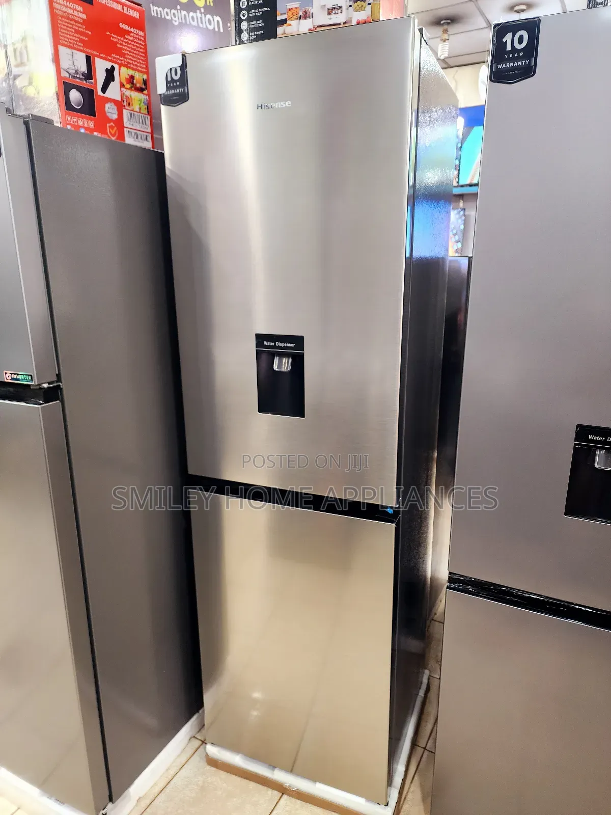 Hisense Frost Free Refrigerator 390ltrs With a Wine Shelf