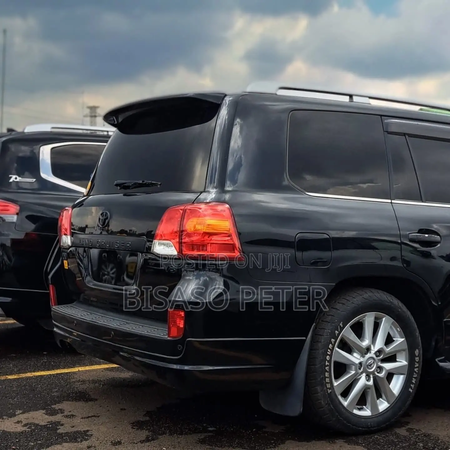 Toyota Land Cruiser 4.6 V8 ZX 2015 Black