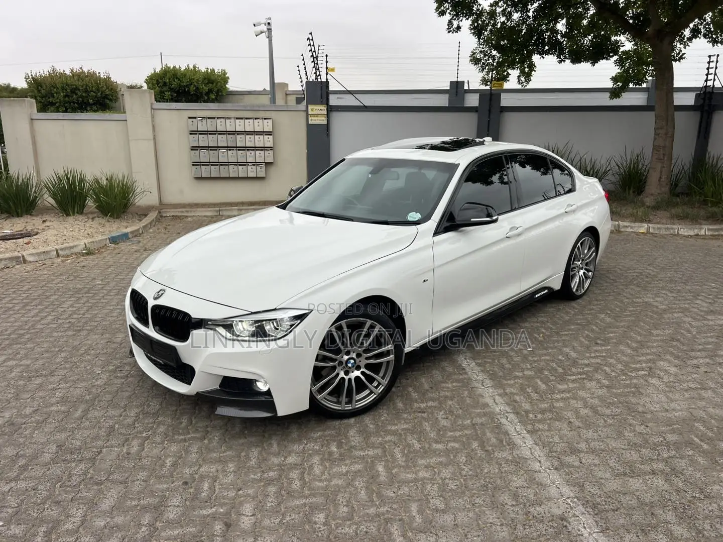 Need a Top Car/Vehicle Bond Website? Call Us Now