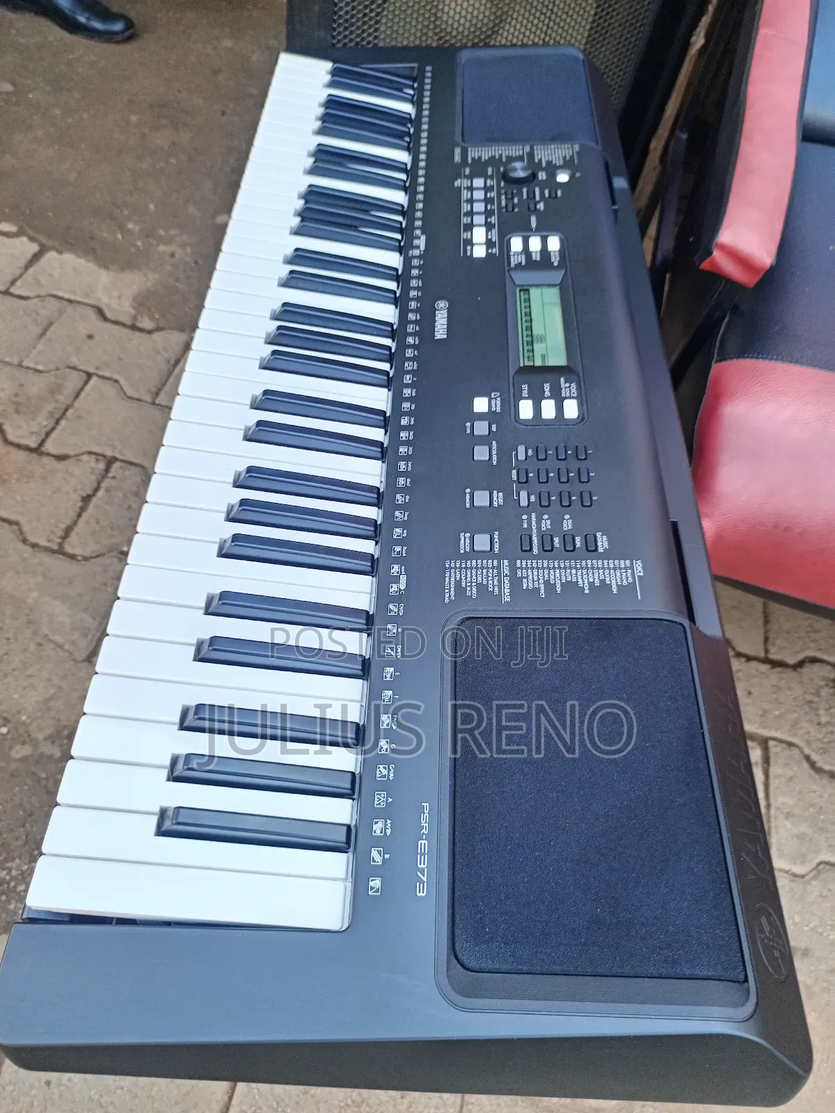 Yamaha PSR E 373