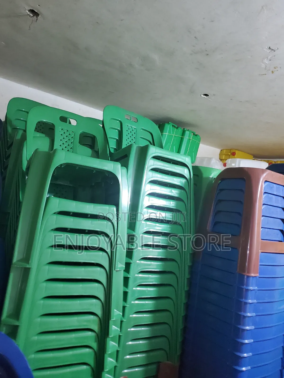 Advanced Plastic Chairs Advanced Plastic Chairs