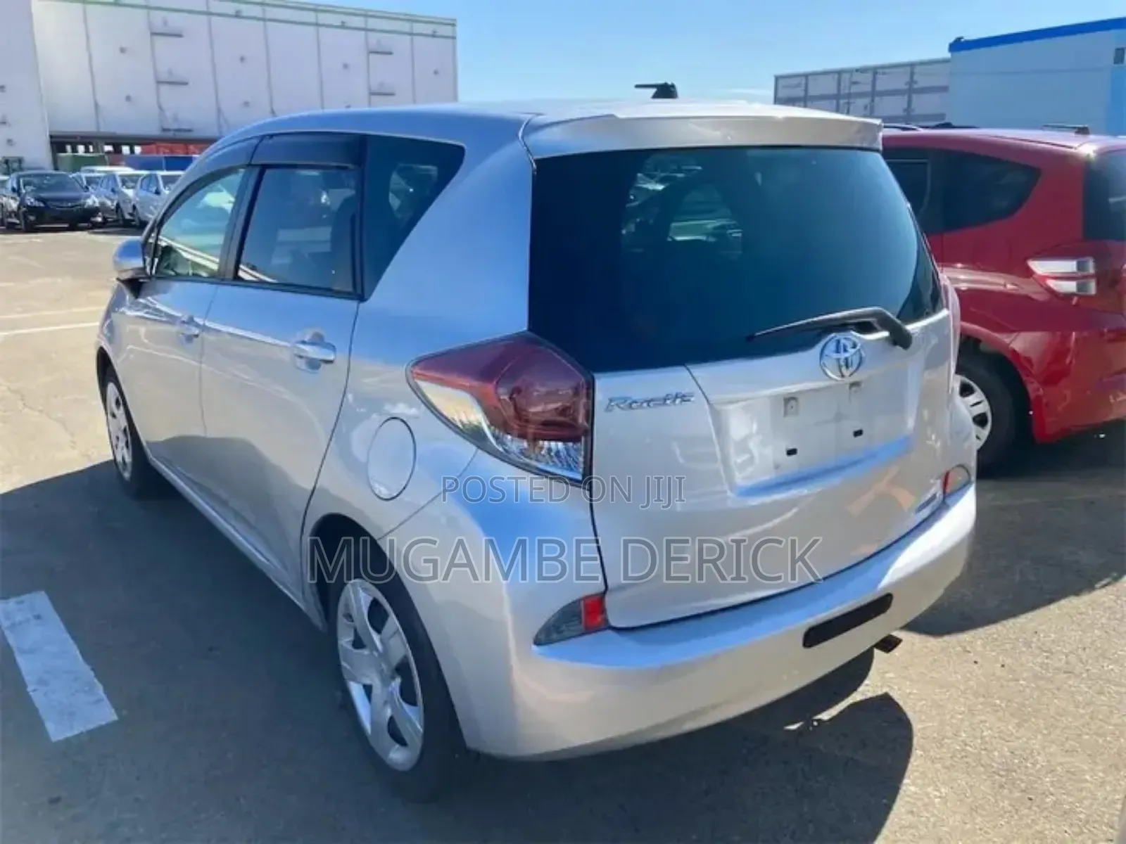 Toyota Ractis 2012 Silver