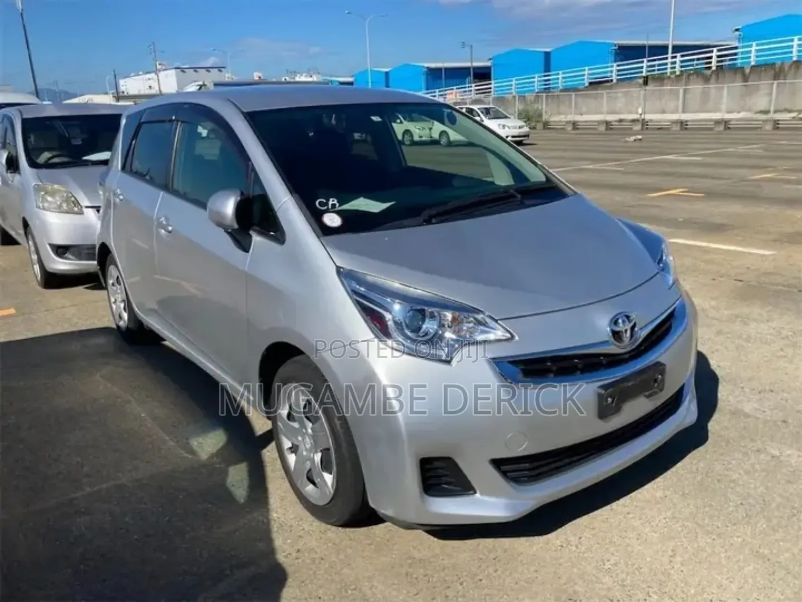 Toyota Ractis 2012 Silver
