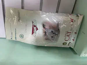 Cats Packed Food