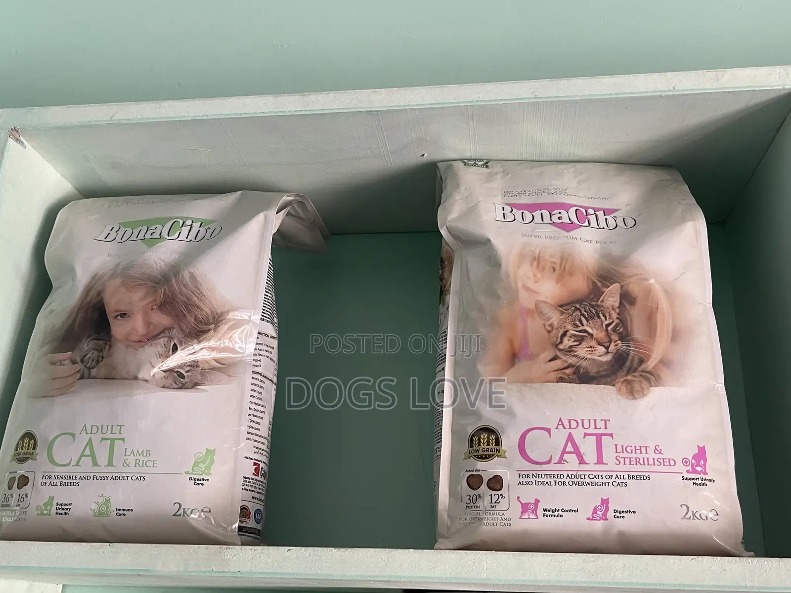 Cats Packed Food