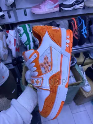 Original Louis Vuitton Sneakers