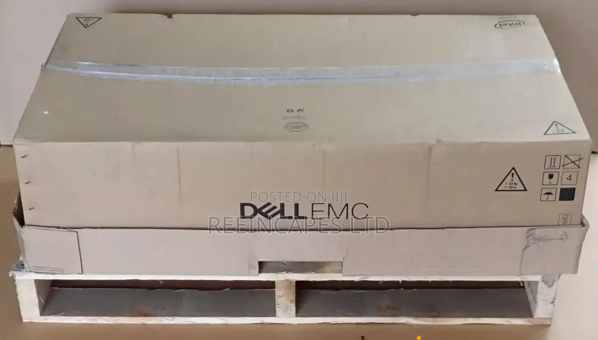 New Server Dell PowerEdge R740 32GB Intel Xeon HDD 1T