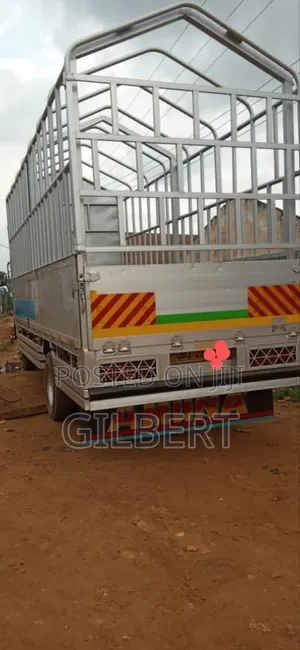 Fuso Fighter Truck