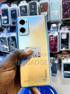 Photo - Oppo A96 256 GB Silver