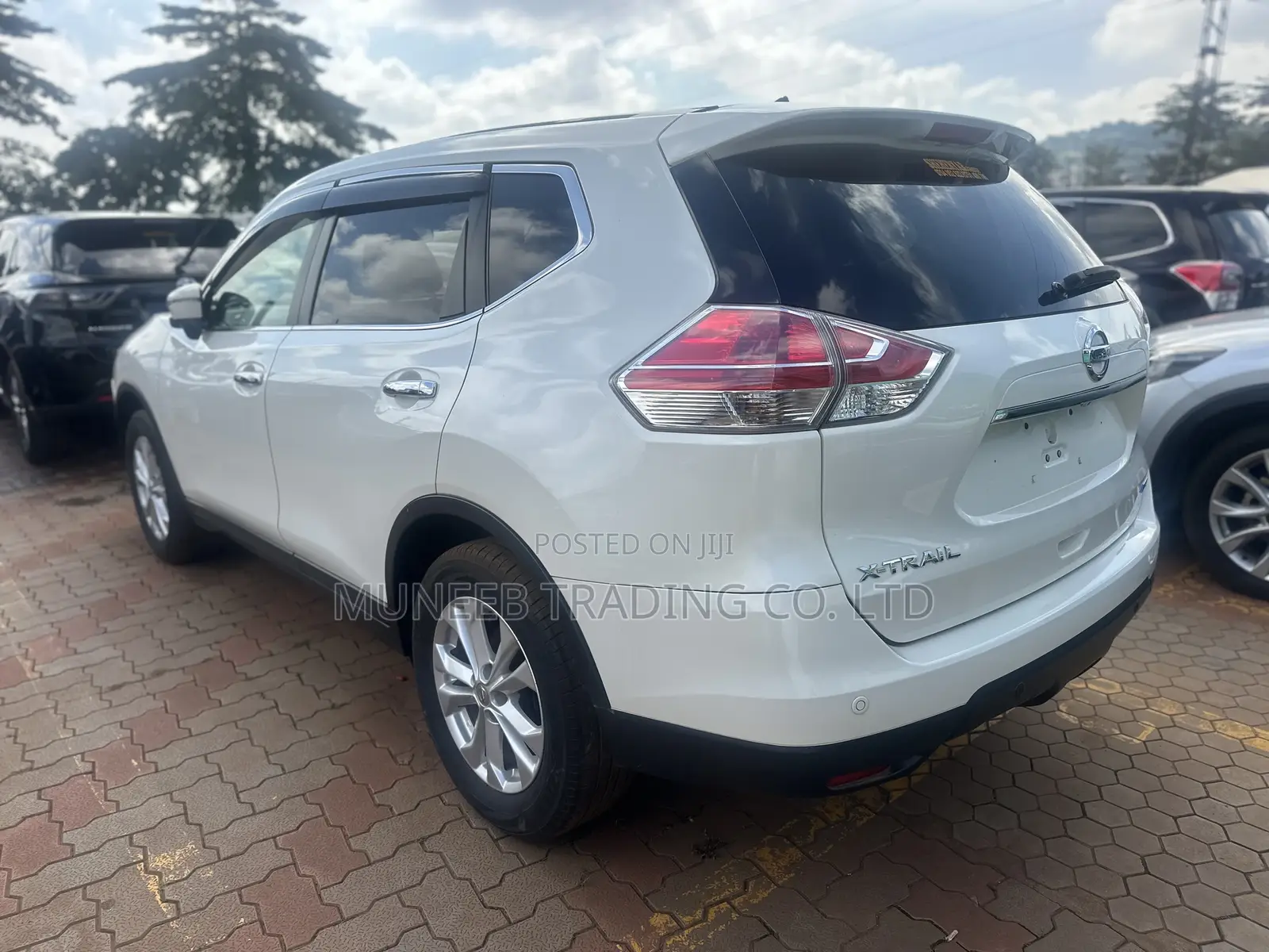 Nissan X-Trail 2.0 Petrol AWD 2016 White