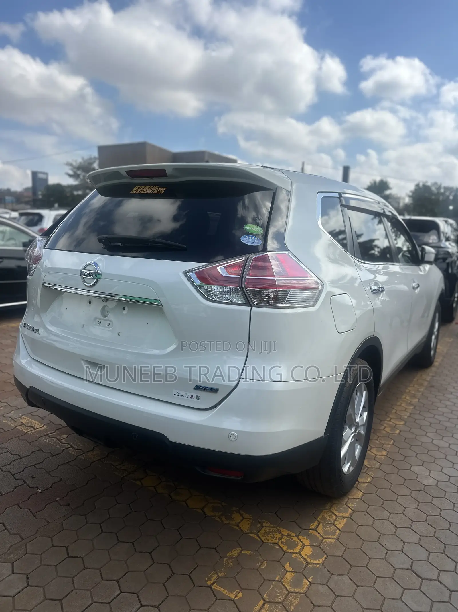 Nissan X-Trail 2.0 Petrol AWD 2016 White