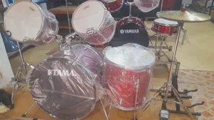 Tama Drum Set