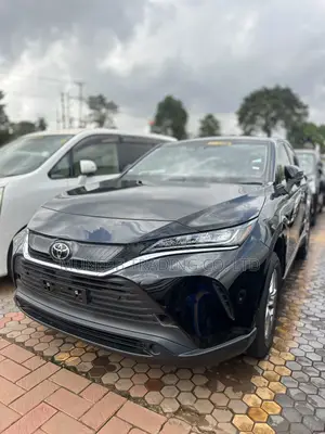 Toyota Harrier 2.0 2021 Black