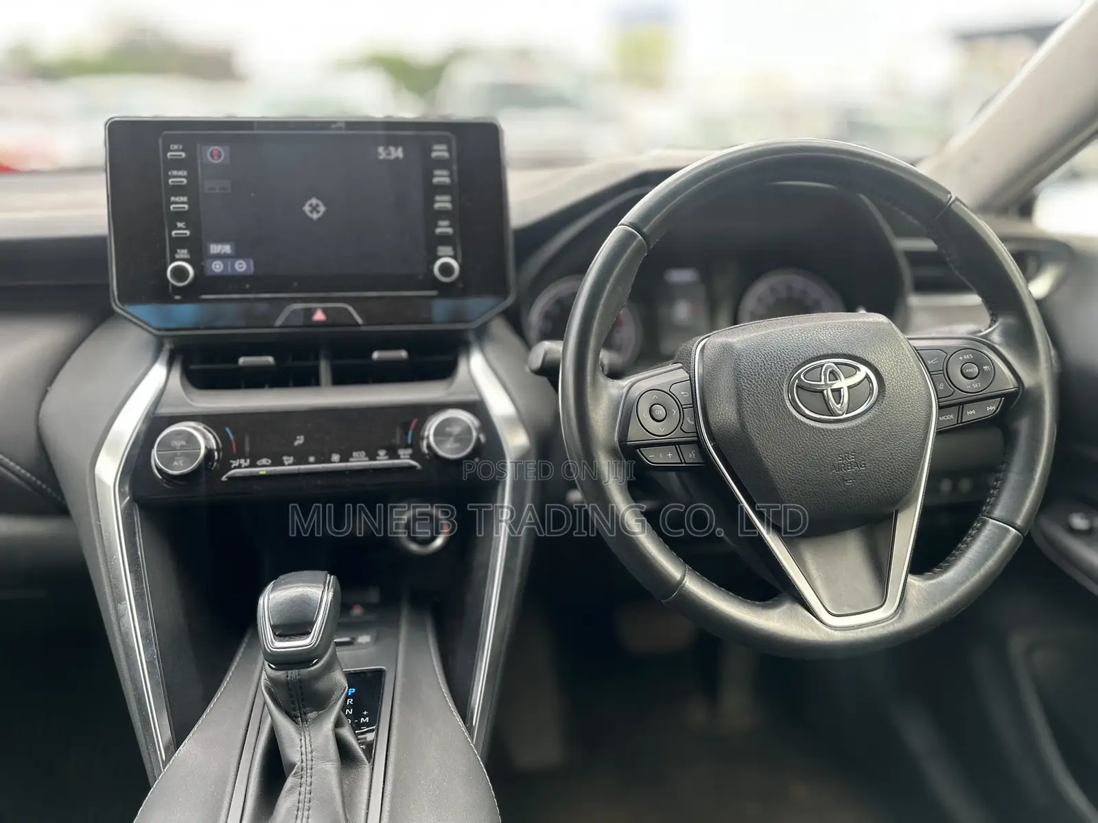 Toyota Harrier 2.0 2021 Black