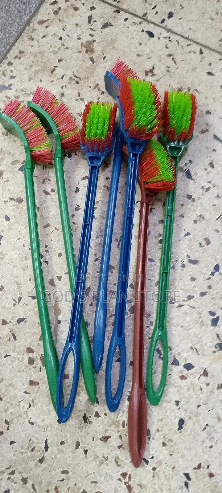 Plastic Toilet Brushes Open