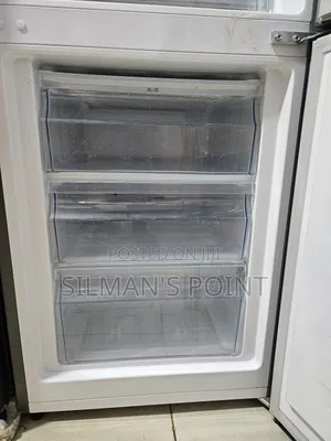 Used Hisense 341 Litres Fridge
