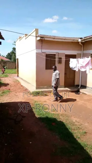 Furnished 6bdrm House in Lira for sale