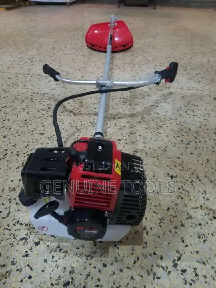 Grass Cutter Machine