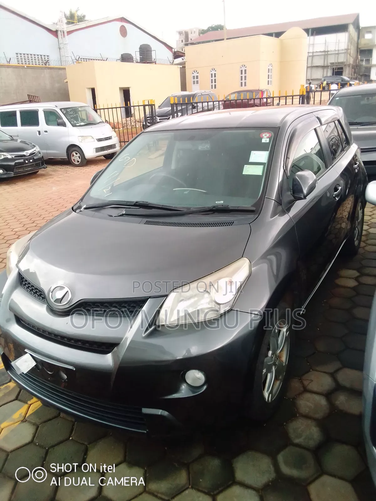 Toyota IST 2012 Gray