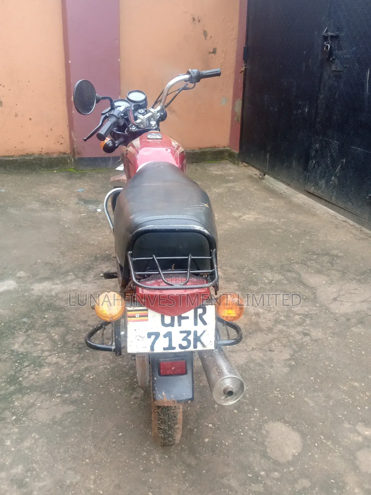 Bajaj Boxer 100 2024 Red