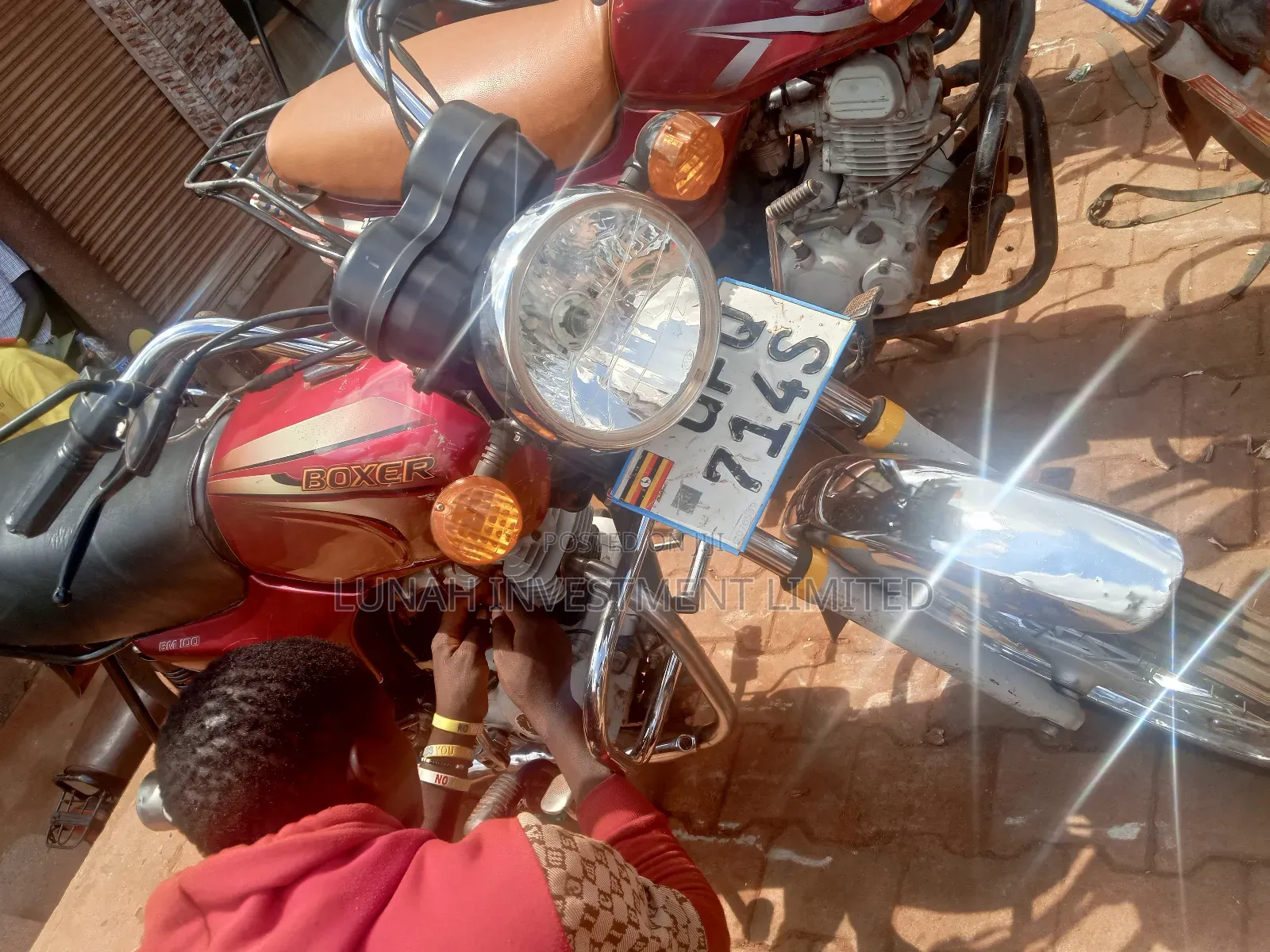 Bajaj Boxer 100 2024 Red