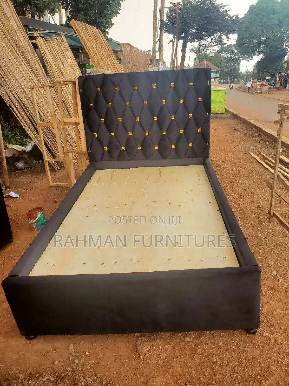 Black and Gold Four by Six Bed