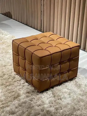 Footsteps Sofa's