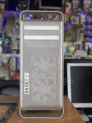 Desktop Computer Apple Mac Pro 8GB Intel Xeon HDD 1T