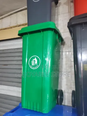 Outdoor Plastic Dust Bins 120ltrs