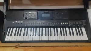 Yamaha Keyboard PSR 463