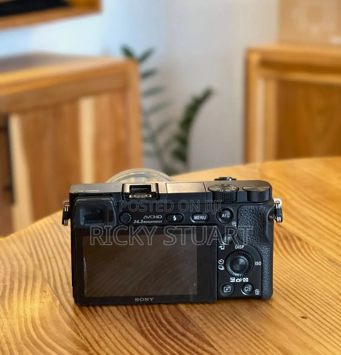 Sony A6000 With 16-50mm Lens