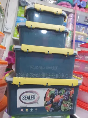 Sealed Storage Containers Plastic 4pcs