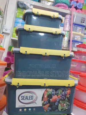 Sealed Storage Containers Plastic 4pcs
