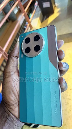Tecno Camon 30 256 GB Green