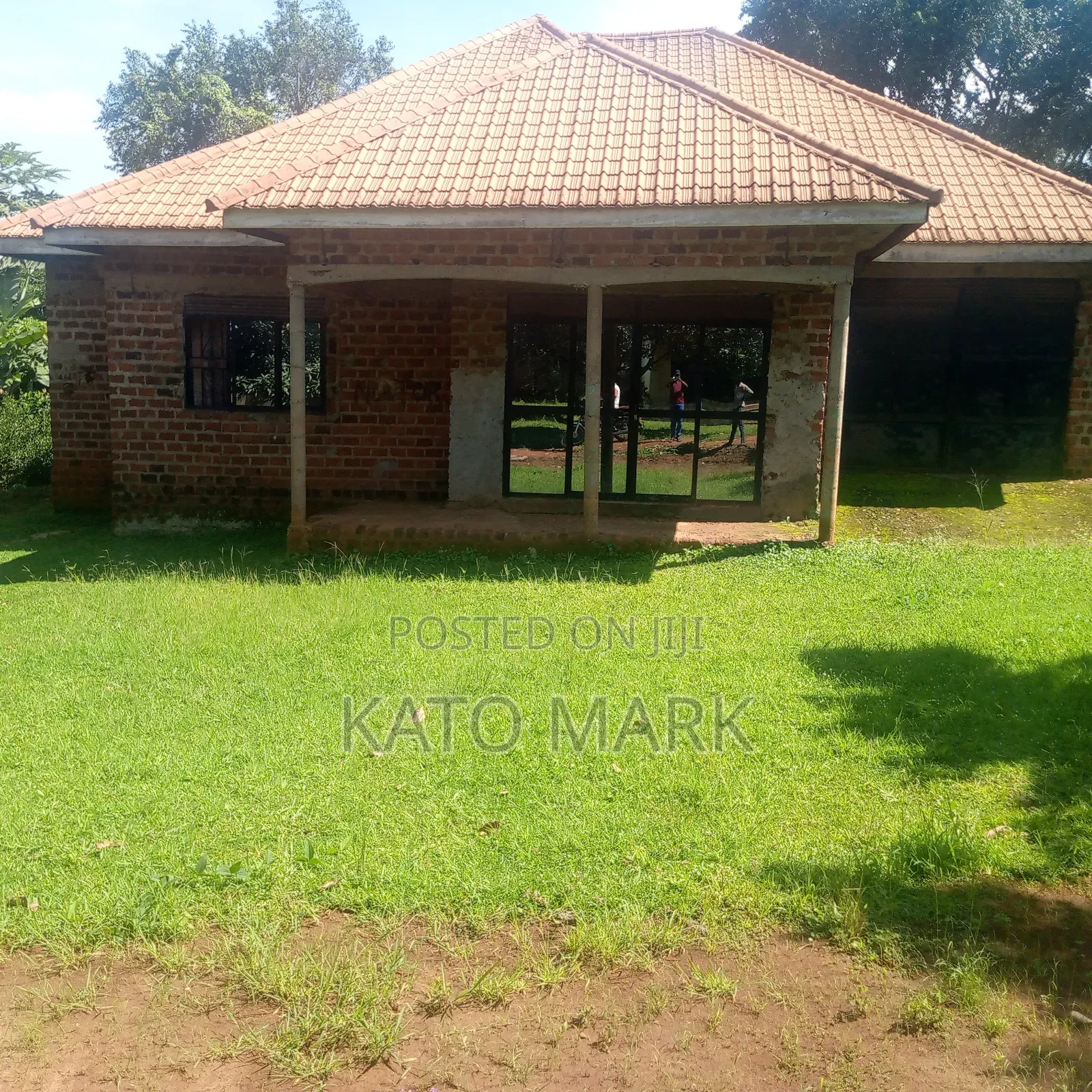 3bdrm House in Mukono Kubirii for sale