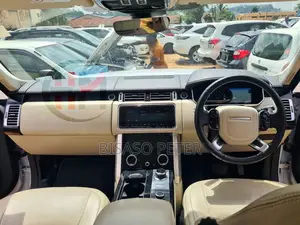 Land Rover Range Rover 5.0L V8 Supercharged SV Autobiography 2018 White
